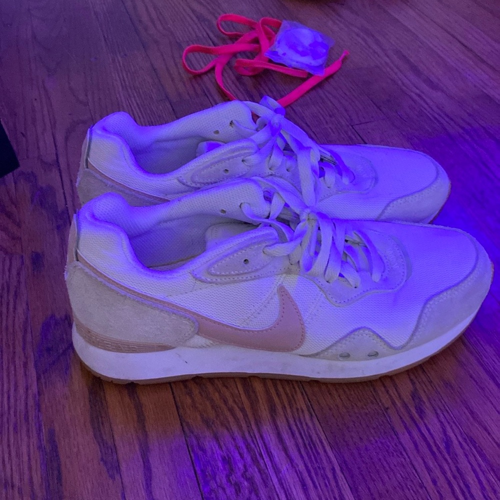 Nike pink/white athletic shoes [used good condition] US 9